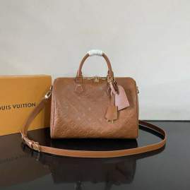 Picture of Louis Vuitton Handbags _SKUfw220372041fw